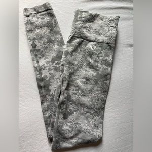 Womens Best Gray Camo Leggings
